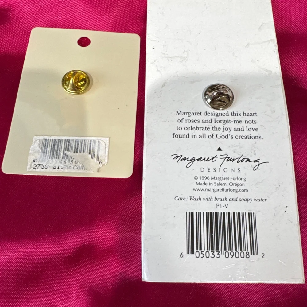 2 pc bundle Margaret Furlong Alaskan Angel & Heart Brooches One Size Pink White